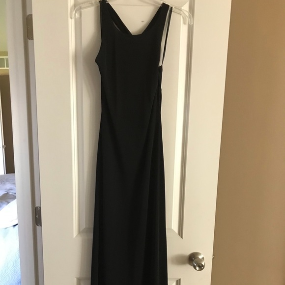 Floor-length black, open-back dress. - Picture 2 of 5
